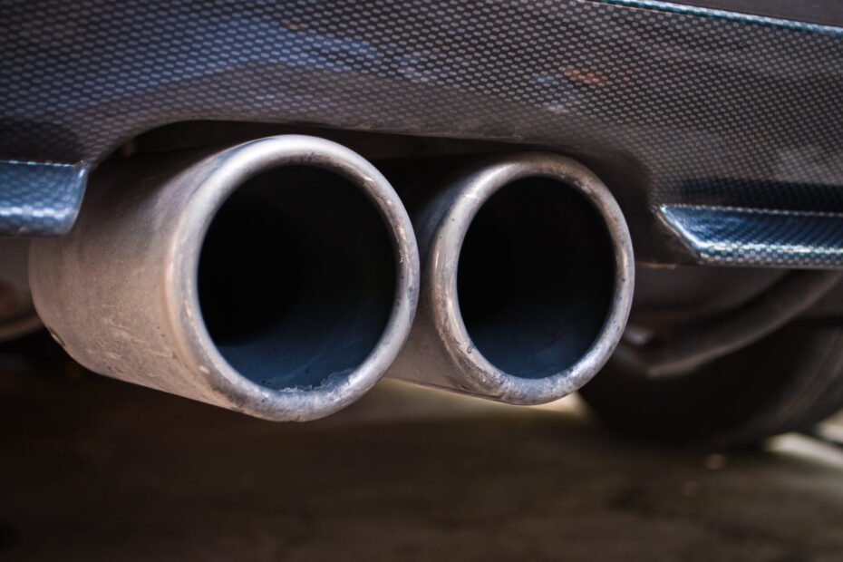 5 Reasons Why Water Comes Out of Your Exhaust Pipe